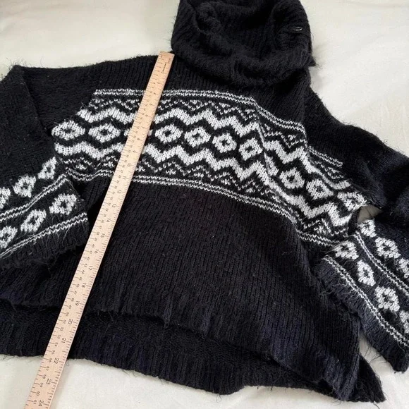 Boho sweater pink republic medium black knit fair isle sweater cozy - Picture 5 of 6